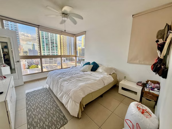 Sale of Apartment in PH San Francisco Bay LH