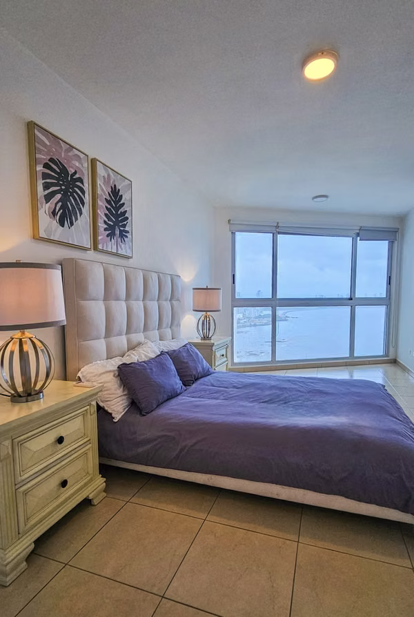 APARTMENT IN FRONT OF THE SEA FURNISHED