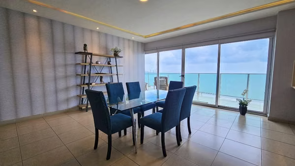 APARTMENT IN FRONT OF THE SEA FURNISHED