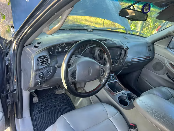 Lincoln Navigator