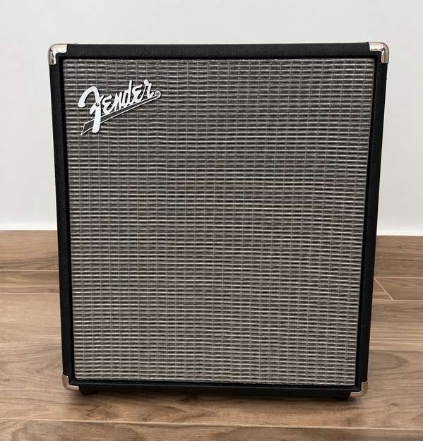 Amplificador Para Bajo de 100W.