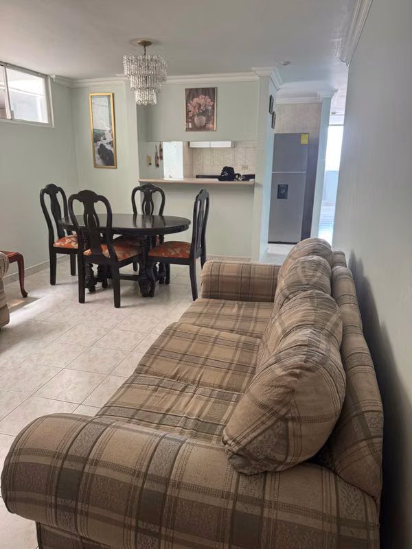 Alquilo, apto. Parque lefevre, $ 800.00, 2 rec,2baños, amoblado