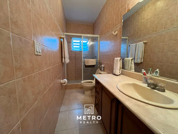 Costa del Este Luxurious House for Sale