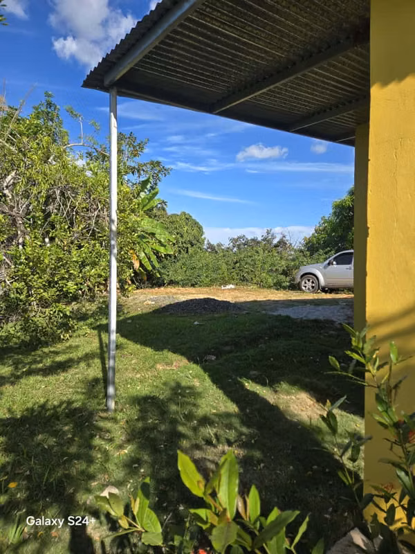 HOUSE FOR SALE IN LOS POZOS - HERRERA