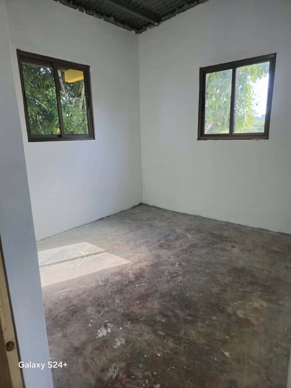 HOUSE FOR SALE IN LOS POZOS - HERRERA
