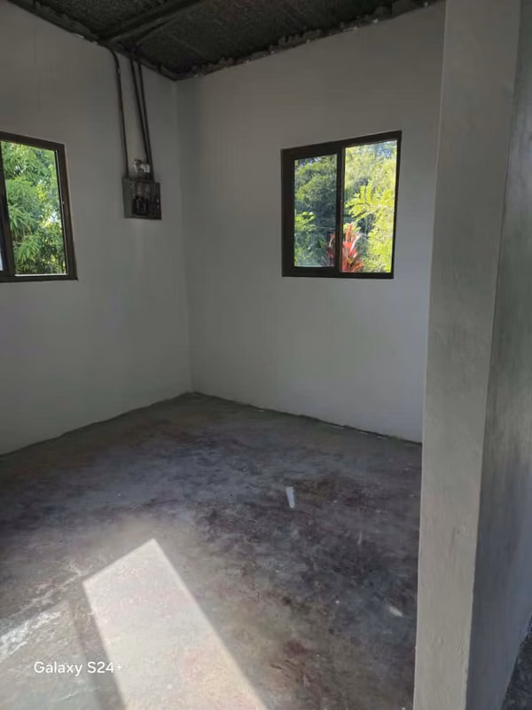 HOUSE FOR SALE IN LOS POZOS - HERRERA