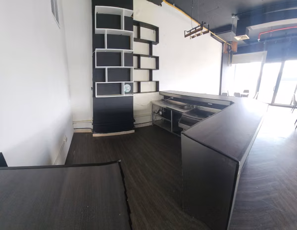 LOCAL RESTAURANT FLOOR PB COMMERCIAL TERRACE VIA BATRAS 90 MTS
