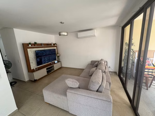 HOUSE IN RENT-GOLF BREEZES