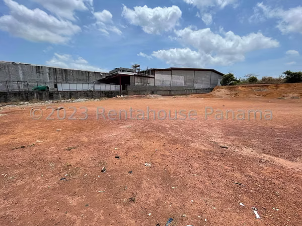 Land for Sale in Chorrera MDV23-9580