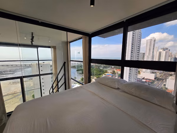 SE VENDE APARTAMENTO, DOVLE CINCUENTENARIO, COCO DEL MAR