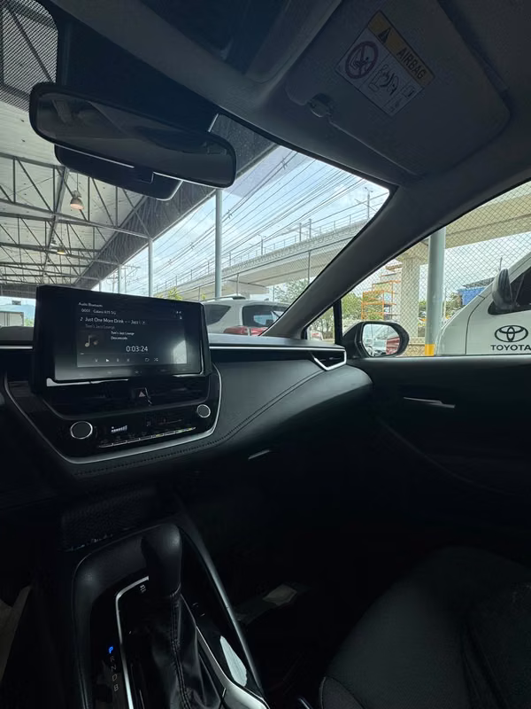 TOYOTA COROLLA 2025