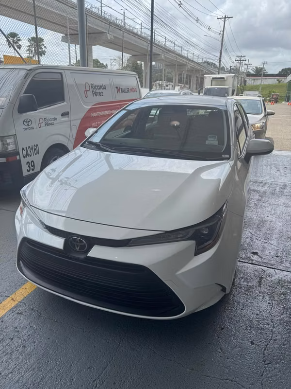 TOYOTA COROLLA 2025