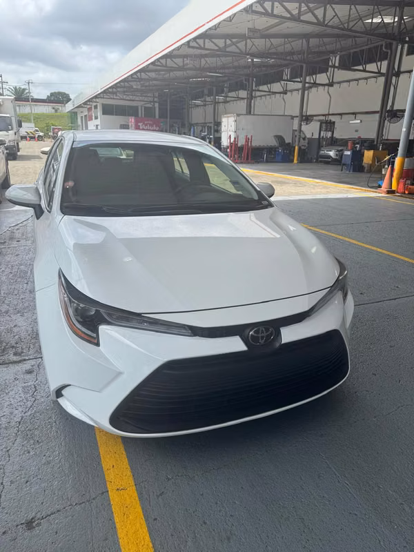 TOYOTA COROLLA 2025