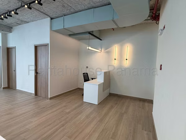 Office for Sale in Costa del Este LA27-533
