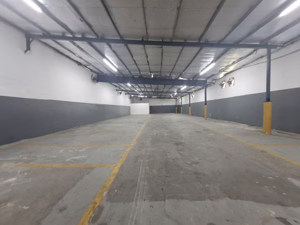 Warehouse for Rent in Parque Lefevre – Santa Elena
