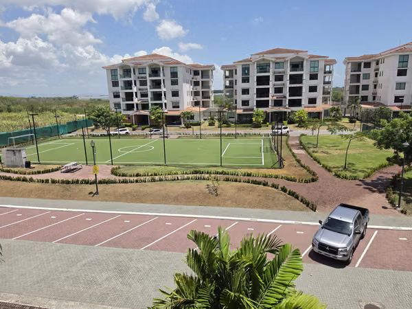 VENDO APARTAMENTO. COSTAMARE. COSTA SUR. TOCUMEN. COLEGIOS.