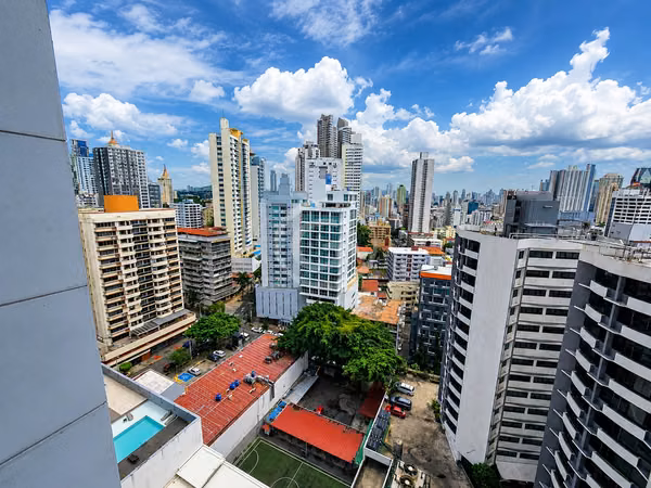 Venta Apartamento PH Miro El Cangrejo Remate Bancario 1,984 $/m2