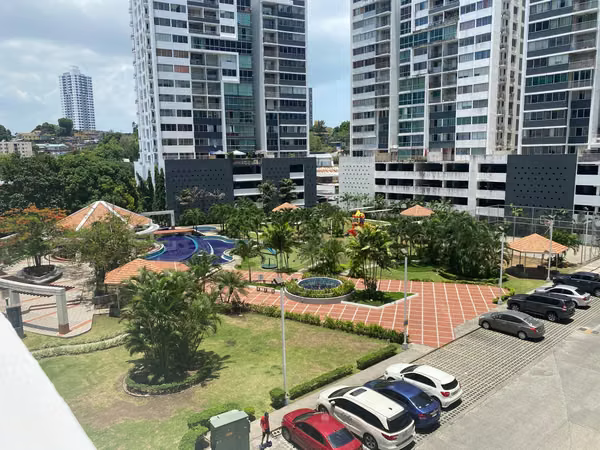 FOR SALE, SPACIOUS APARTMENT, READY TO MOVE IN, WITH PRIVATE TERRACE