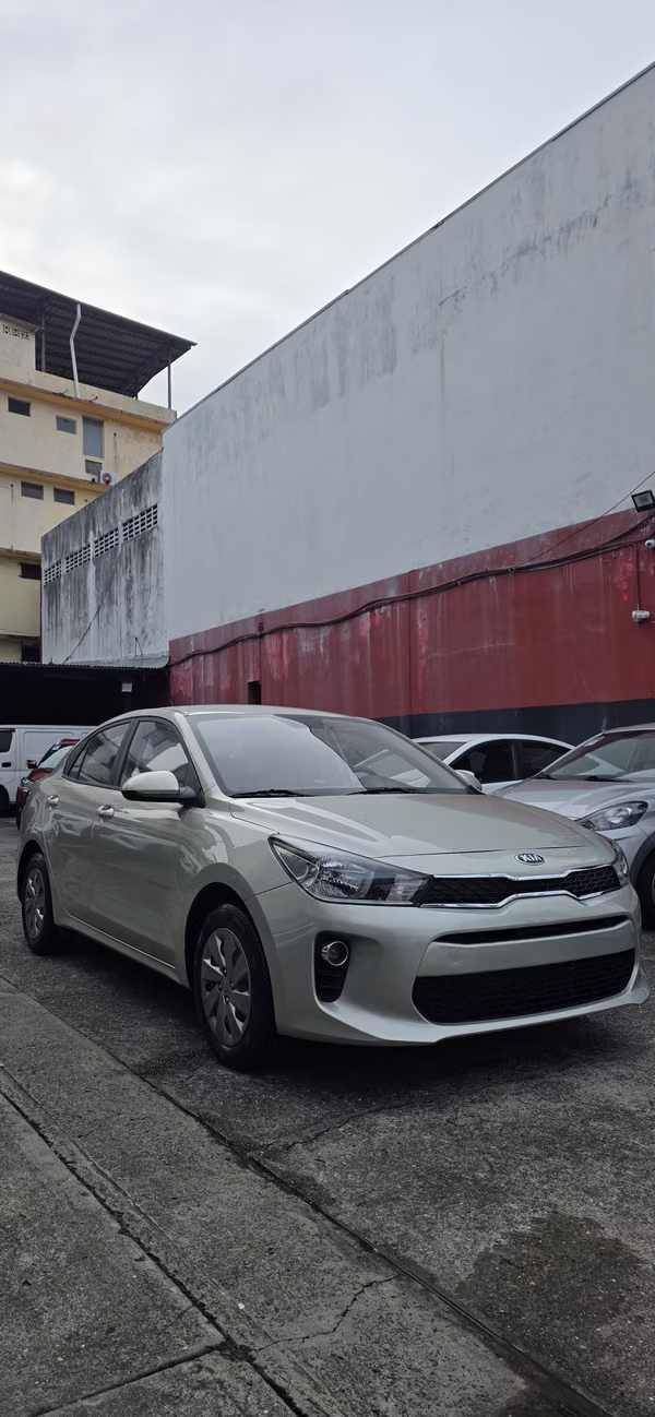 KIA RIO AUTOMÁTICO 2020