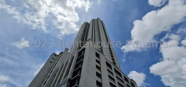 Se Vende Apartamento en Santa Maria LA27-573