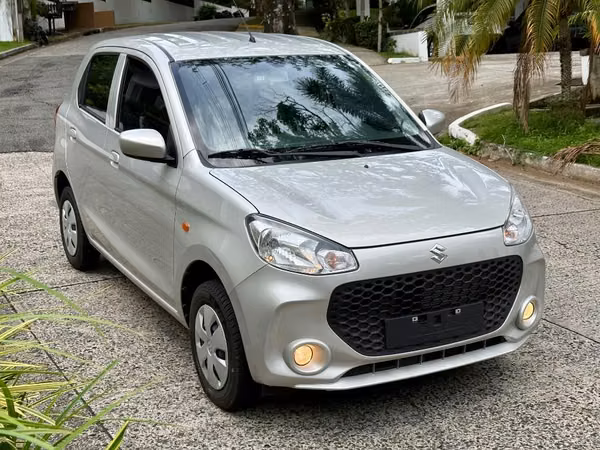 Suzuki New Alto nuevo Año 2025 con 800 km 5 años de garantía agencia