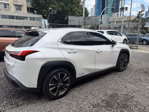 Lexus UX 250h 2022
