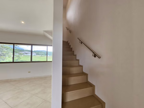 MOVE-IN READY HOME  EQUESTRIAN COMMUNITY, BOQUETE