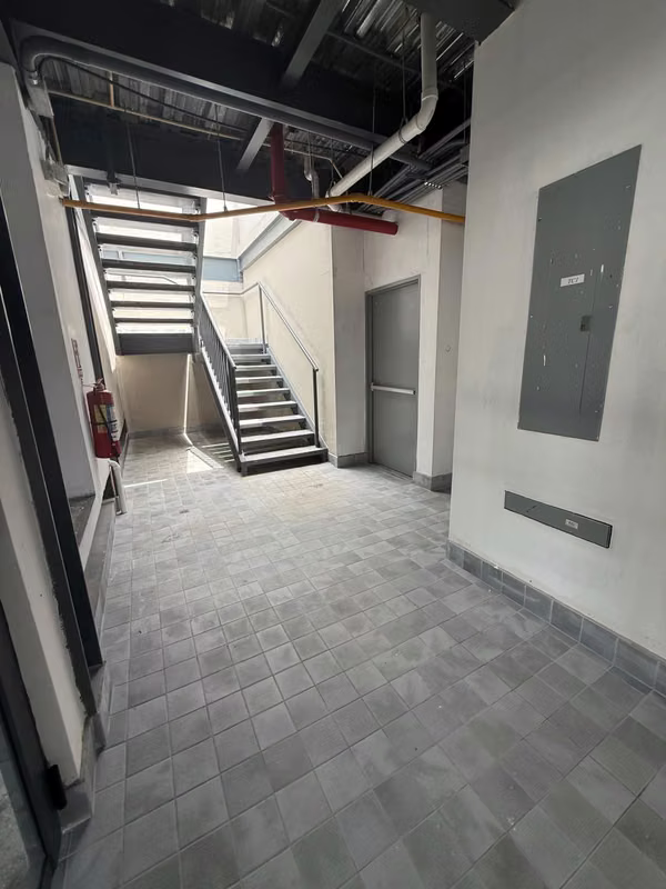 Venta de Local Comercial en Casco Antiguo, Callejón del Soná, 311m2