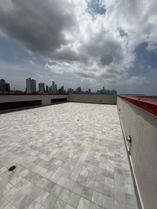 Venta de Local Comercial en Casco Antiguo, Callejón del Soná, 311m2