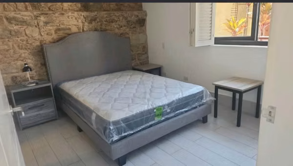Melissa Foster Luxury Alquila Elegante Apartamento con Vista al Parque Herrera en Casco Viejo