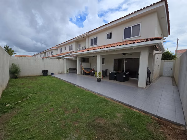 Fully Furnished House for Rent in Reserva de Versalles | 3 Bed. | $2,100