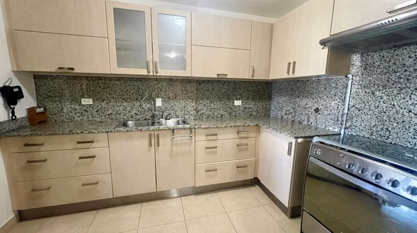 Furnished 3 Bedrooms Apartment for Rent in Costa del Este