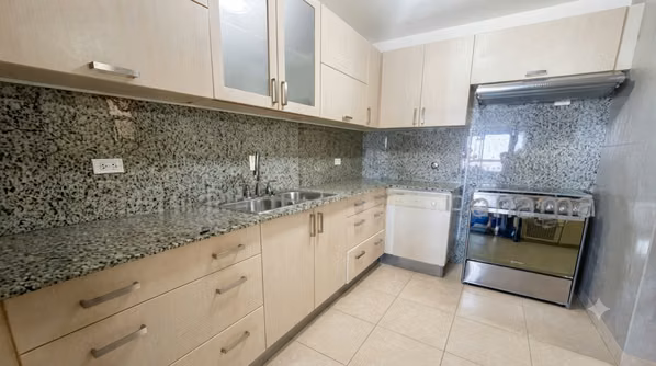 Furnished 3 Bedrooms Apartment for Rent in Costa del Este