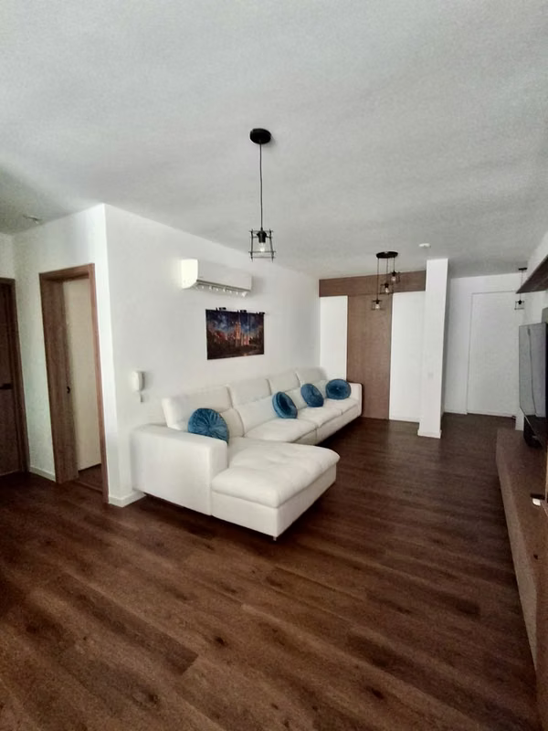PH Costamare Costa Sur – For Rent