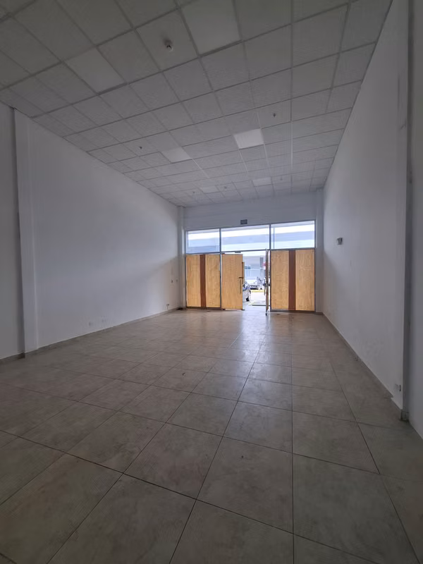 Commercial premises for rent on Domingo Diaz Avenue