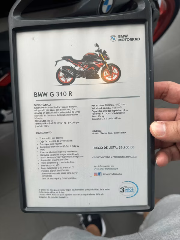 2021 BMW G310R CASI NEW ONLY 1.5K km of use $3,500