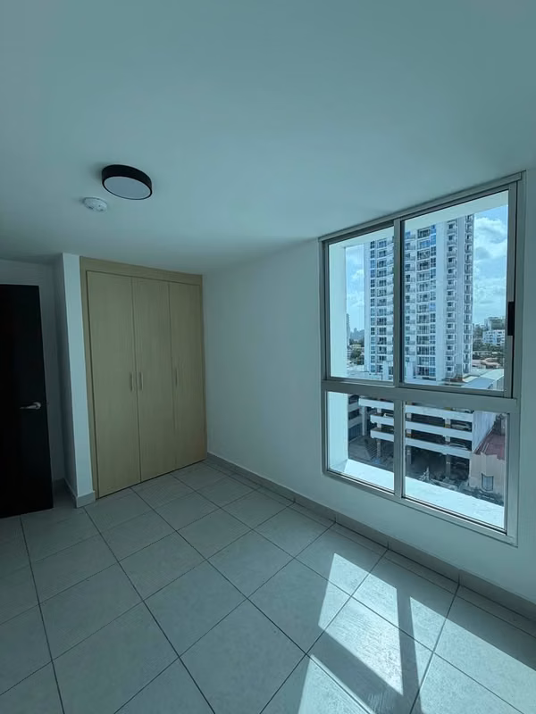 SE VENDE APARTAMENTO EN VIA ESPAÑA