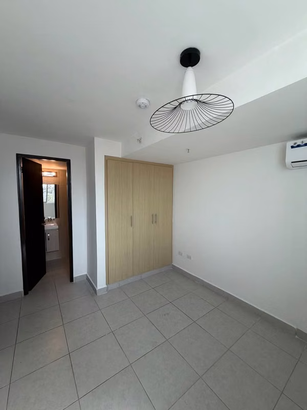 SE VENDE APARTAMENTO EN VIA ESPAÑA