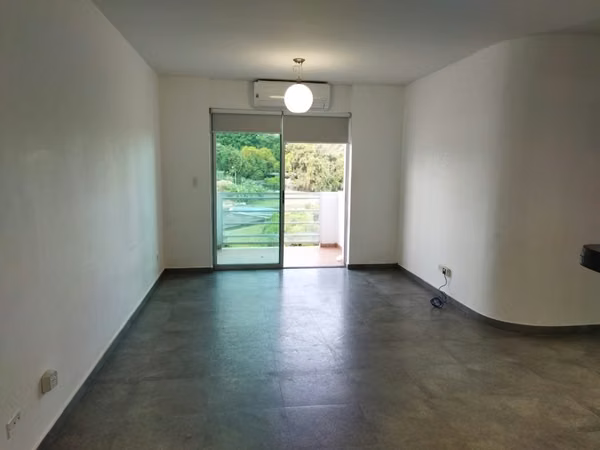 APARTMENT FOR SALE VIA PORRAS ID 834