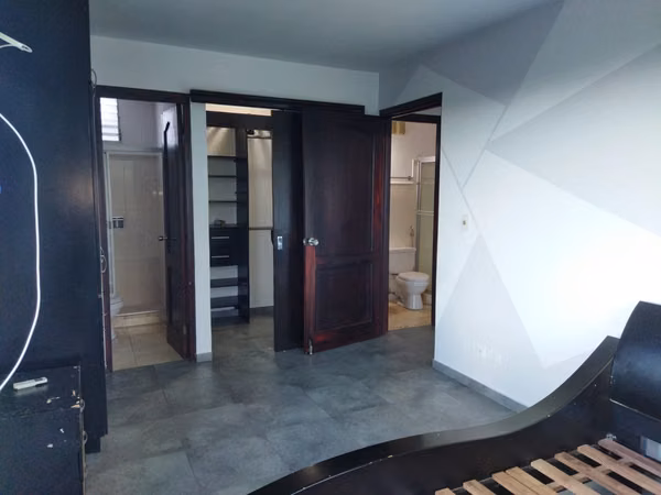 APARTMENT FOR SALE VIA PORRAS ID 834