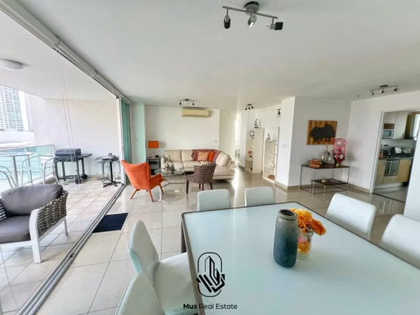 Apartment for sale in Costa del Este PH Sevilla - SG