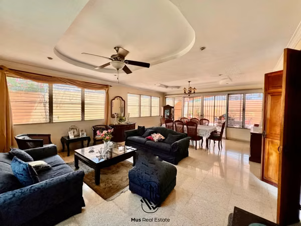 House for sale in San Francisco Villa Lilla - YP