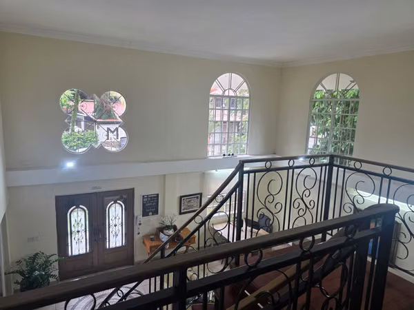 Melissa Foster Luxury Sells Versatile Single-Family Home - Office in Diablo, Ancón MFR2076