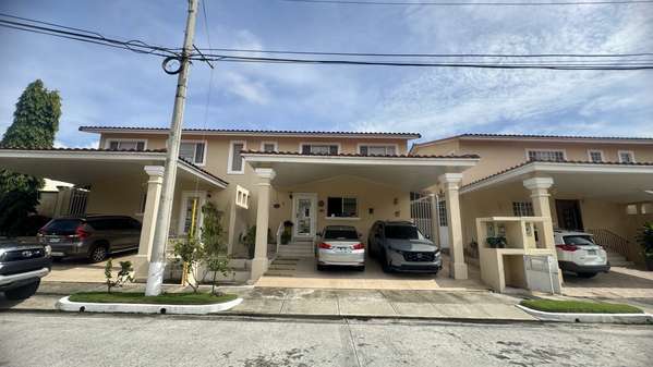 House for Sale in PH VILA TIVOLI Golf Brisas 27AEC657
