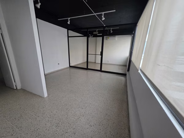 Office rental in excellent price!