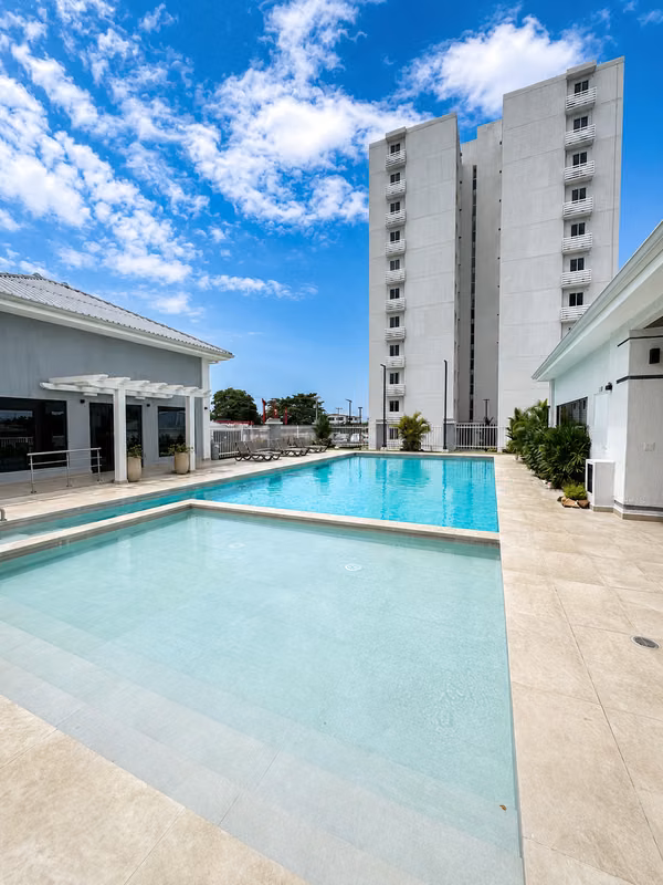 80 m² Semi-Furnished Apartment for Rent in Torres de Cantabria | 3 Bedrooms | 2 Parking Spaces