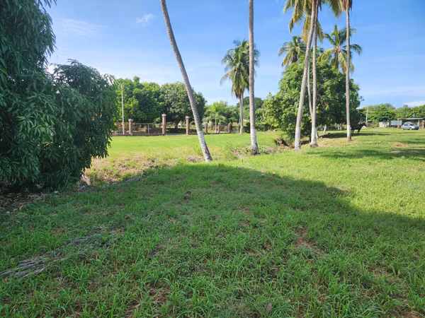 I’m selling land in Los Santos, Agua Buena district