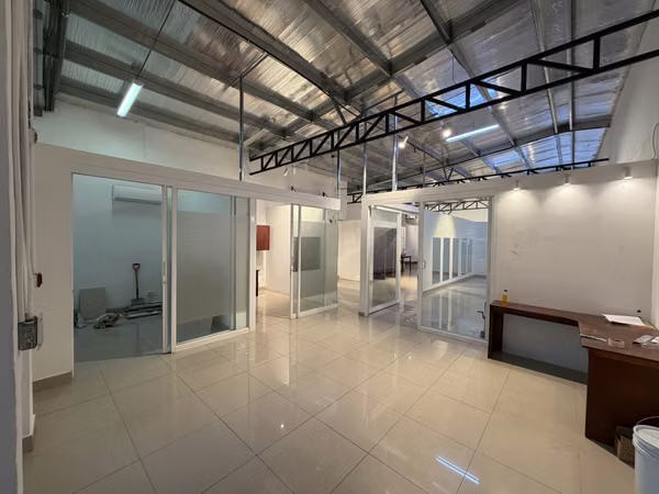 Spacious Commercial in Obarrio near Samuel Lewis Avenue