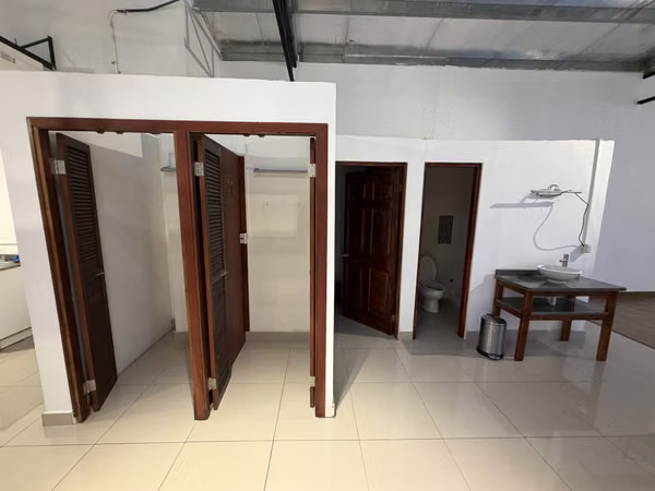 Spacious Commercial in Obarrio near Samuel Lewis Avenue