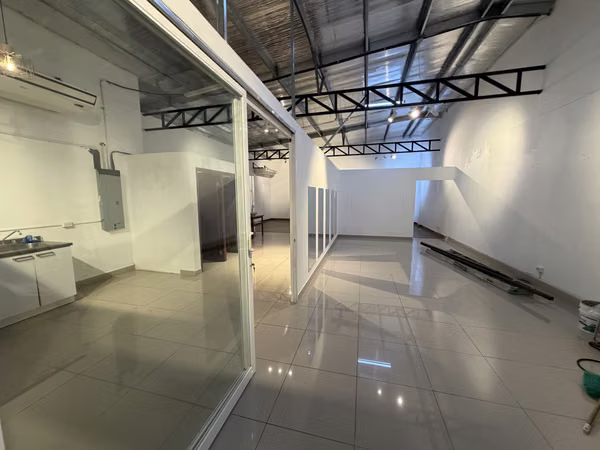 Spacious Commercial in Obarrio near Samuel Lewis Avenue